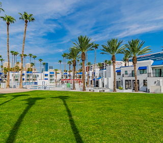 Casino-free Las Vegas Hotel
